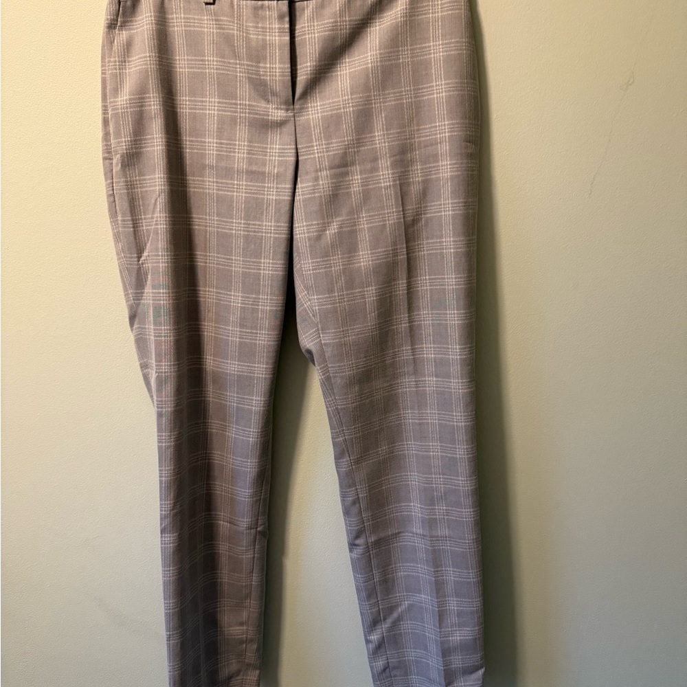 DKNY Gray and White Cropped Plaid Pants - Picture 1 of 4